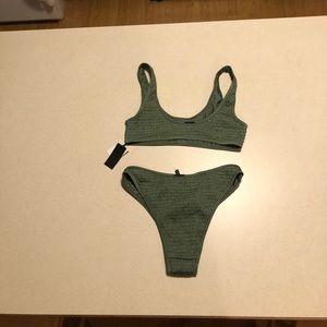 Kendall and Kylie swimsuit